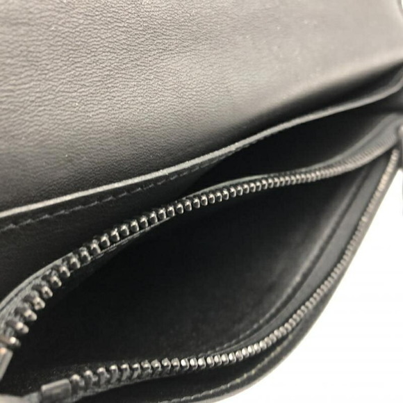 LOUIS VUITTON Brazza Wallet - Picture 7 of 10